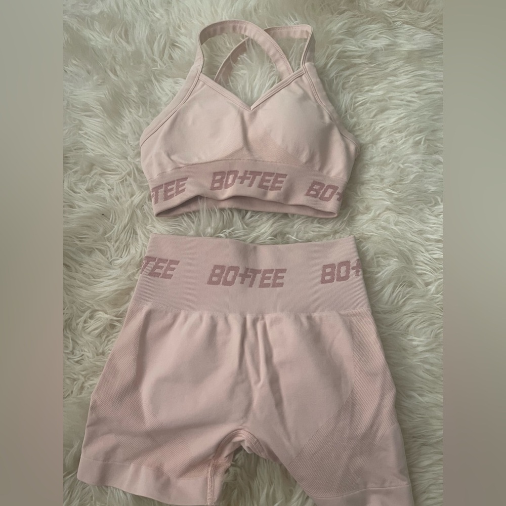 Bo + Tee Workout Set. Brand new without tags